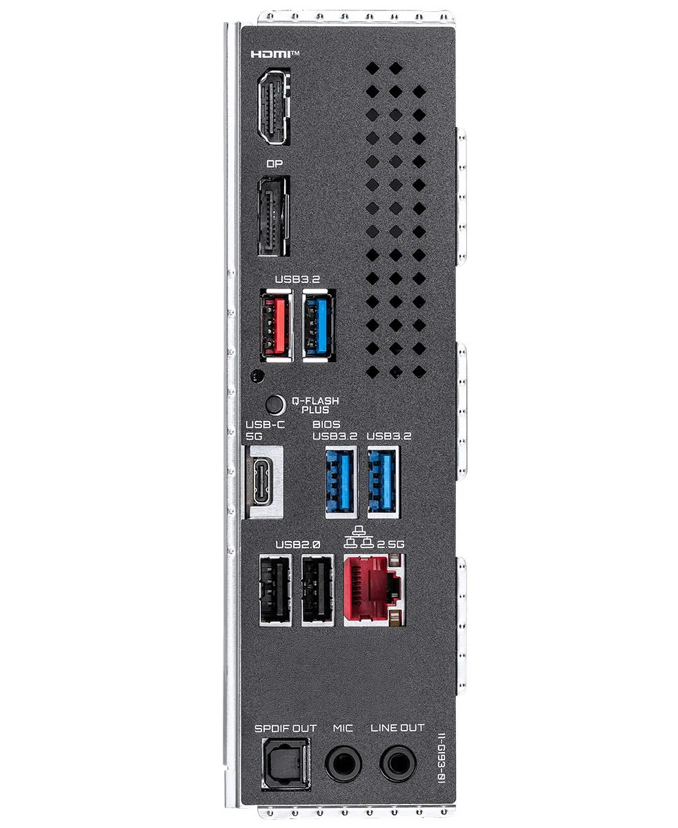 GIGABYTE trình làng bo mạch chủ B550 X Gaming cho Socket AM4