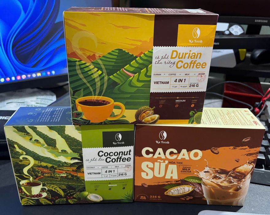 Ba hộp cà phê hòa tan Ka Fresh: sầu riêng, dừa, cacao sữa